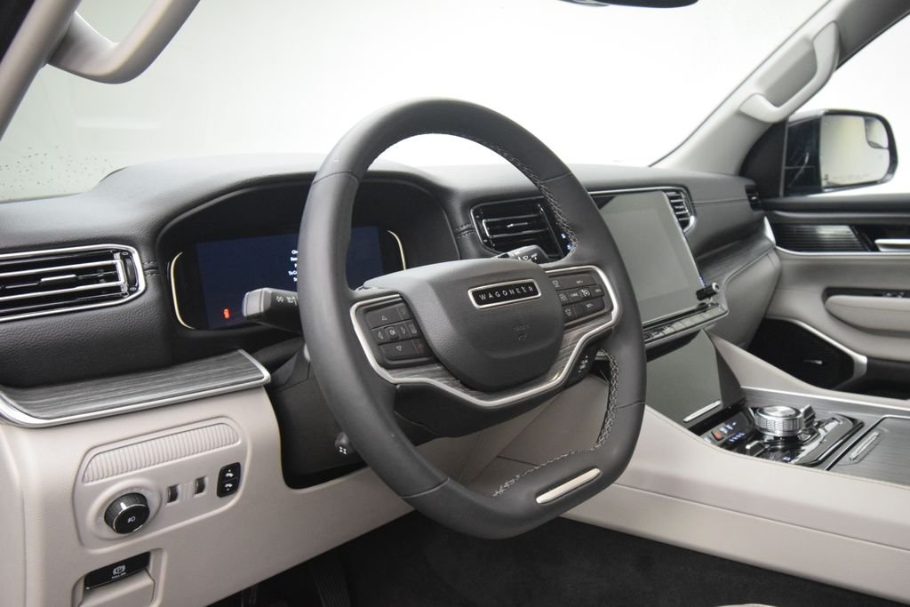 Used 2023 Red Jeep Series III image 11