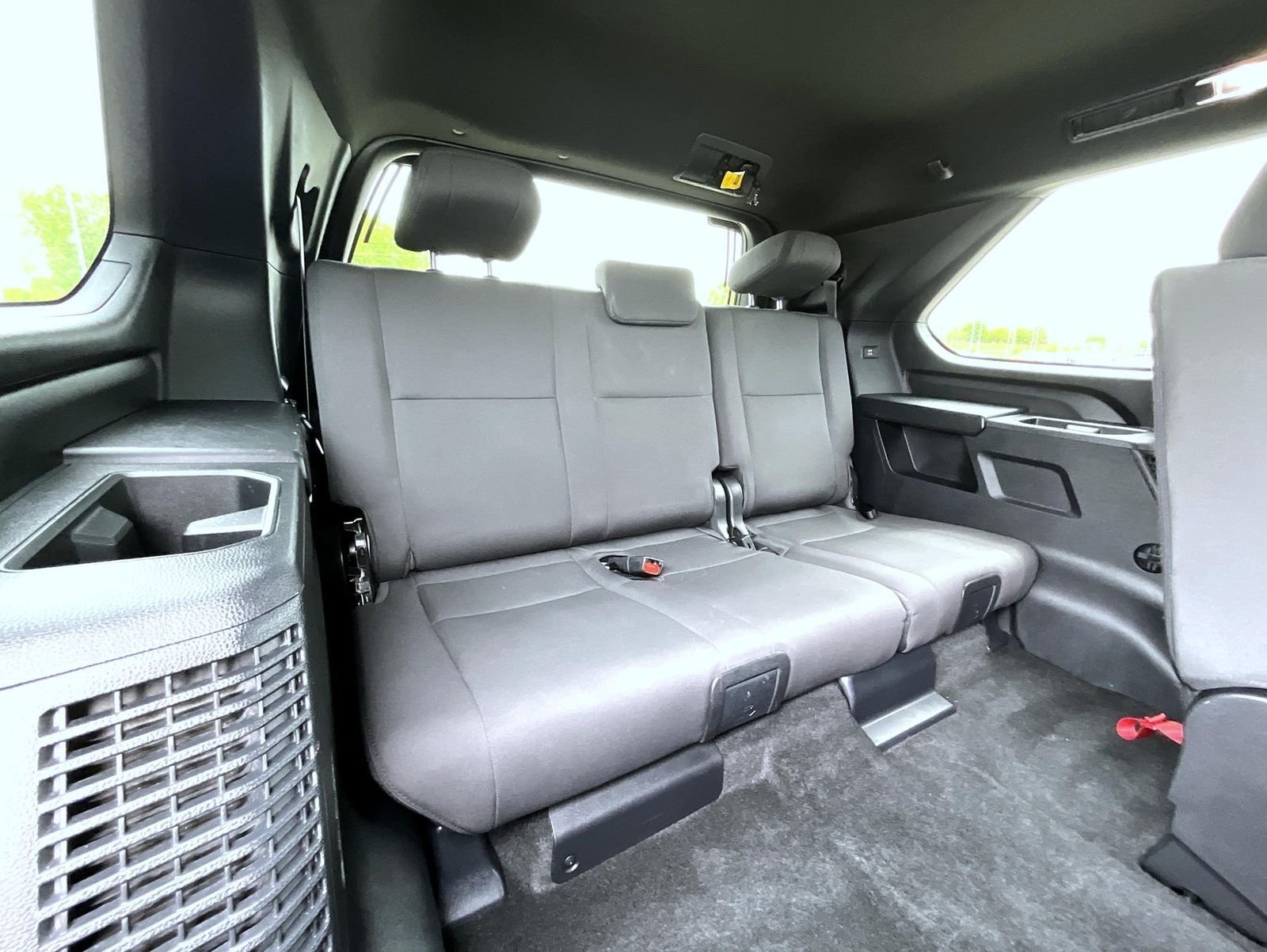 Used 2025 White Toyota SR5 image 20