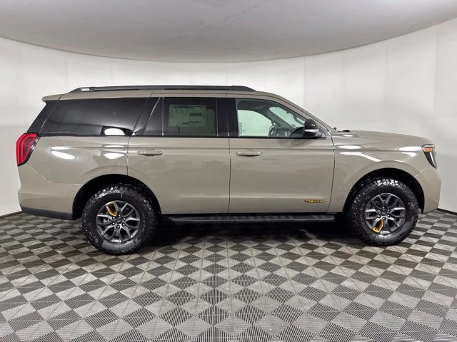 New 2027 Marsh Gray Ford Tremor image 2