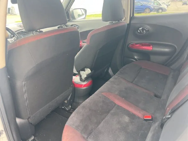 Used 2015 White Nissan SV image 32