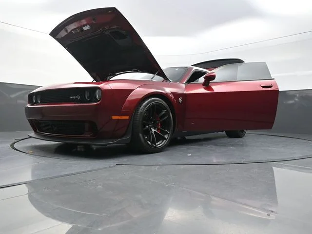 Used 2022 Red Dodge SRT Hellcat Widebody image 33