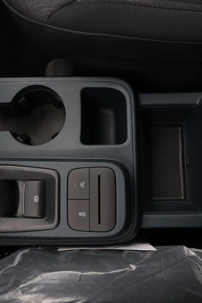 New 2026 Carbonized Gray Metallic Ford XLT image 18