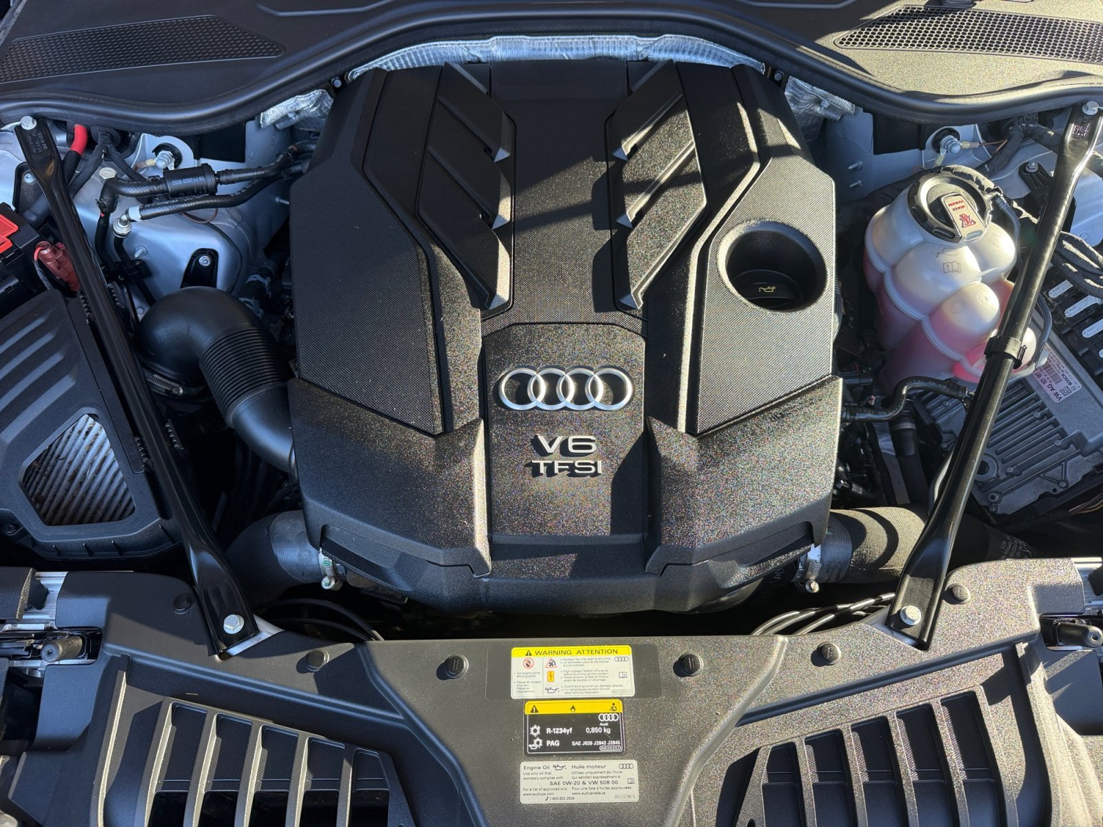 Used 2021 Florett Silver Metallic Audi L 55 image 20