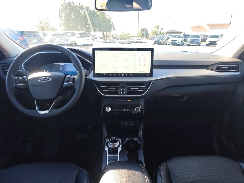 Used 2023 Red Ford Platinum image 15