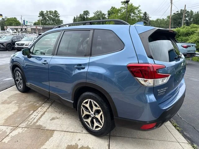 Certified Used 2021 Blue Subaru Premium image 15