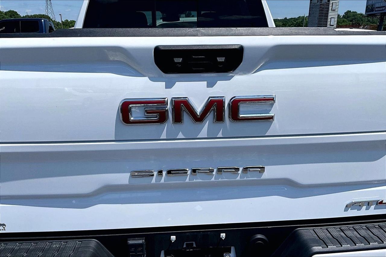 Used 2024 Summit White GMC AT4 image 27