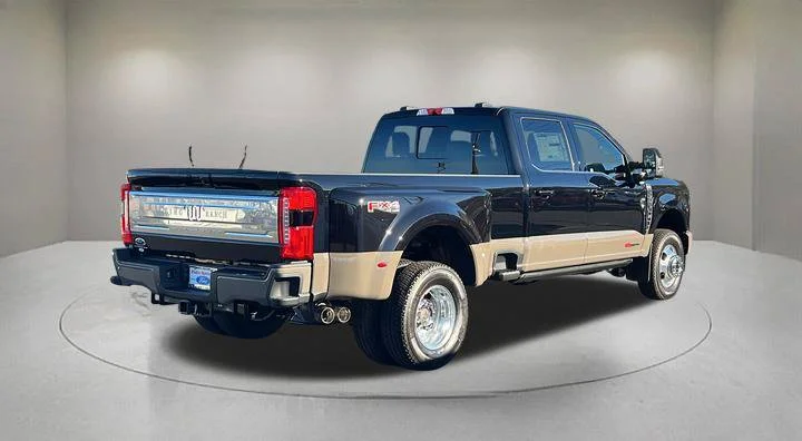 New 2026 Agate Black Metallic Ford F-350® King Ranch® image 4