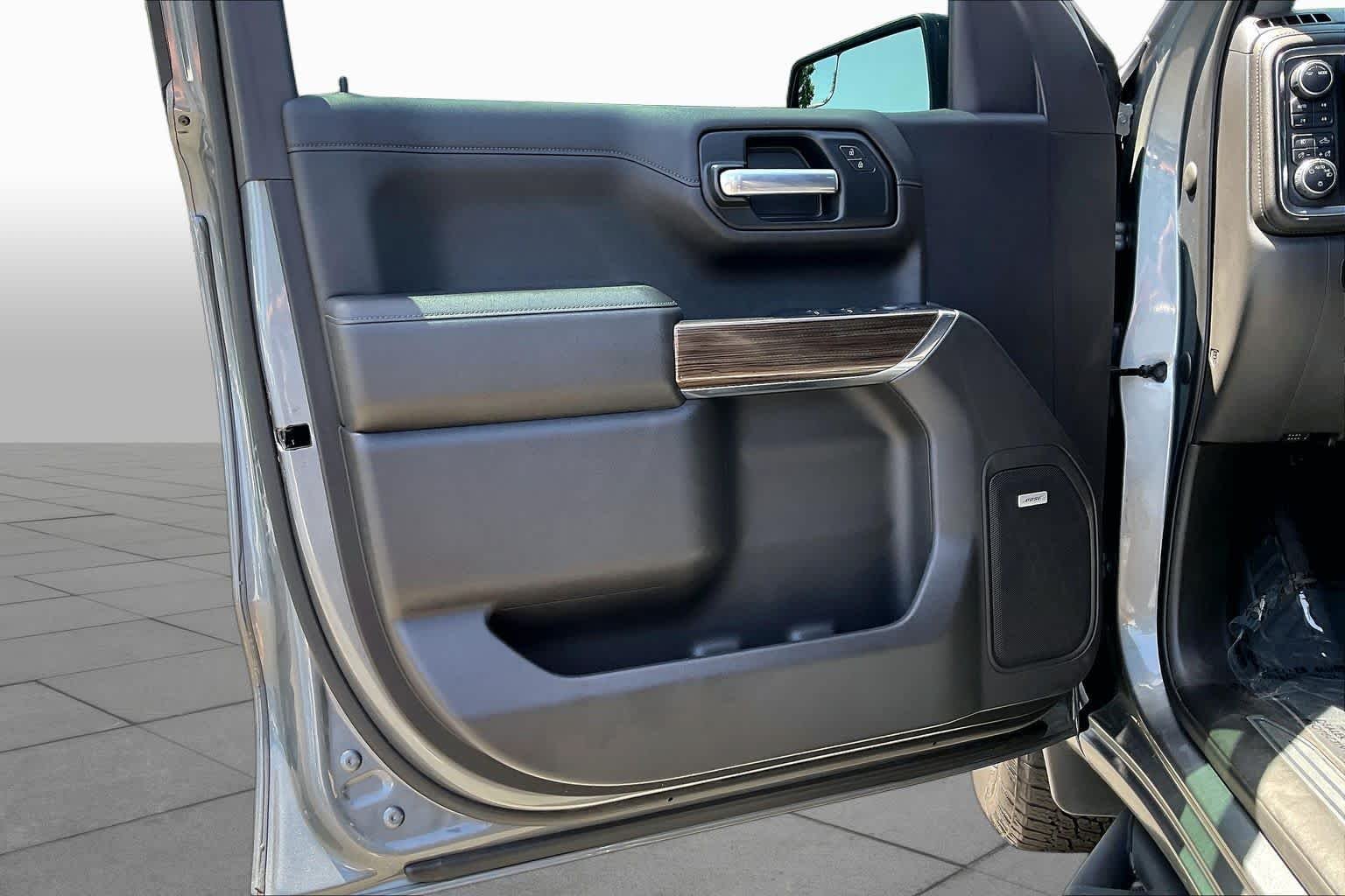 Used 2021 SATIN STEEL METALLIC Chevrolet LT Trail Boss image 22