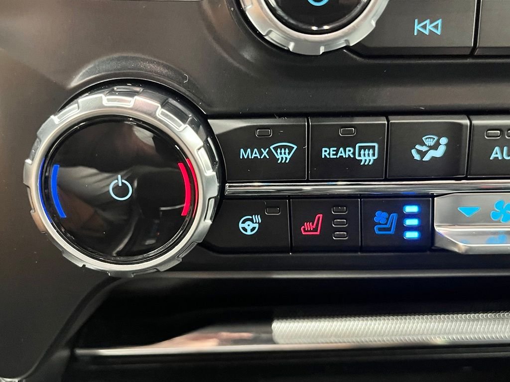 New 2026 Gray Ford Lariat image 6