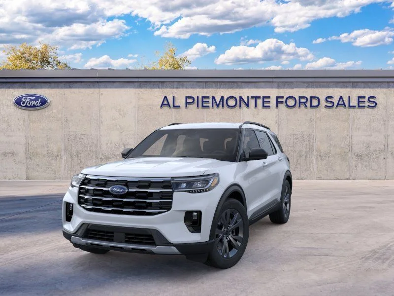 New 2026 Space White Metallic Ford Active image 25
