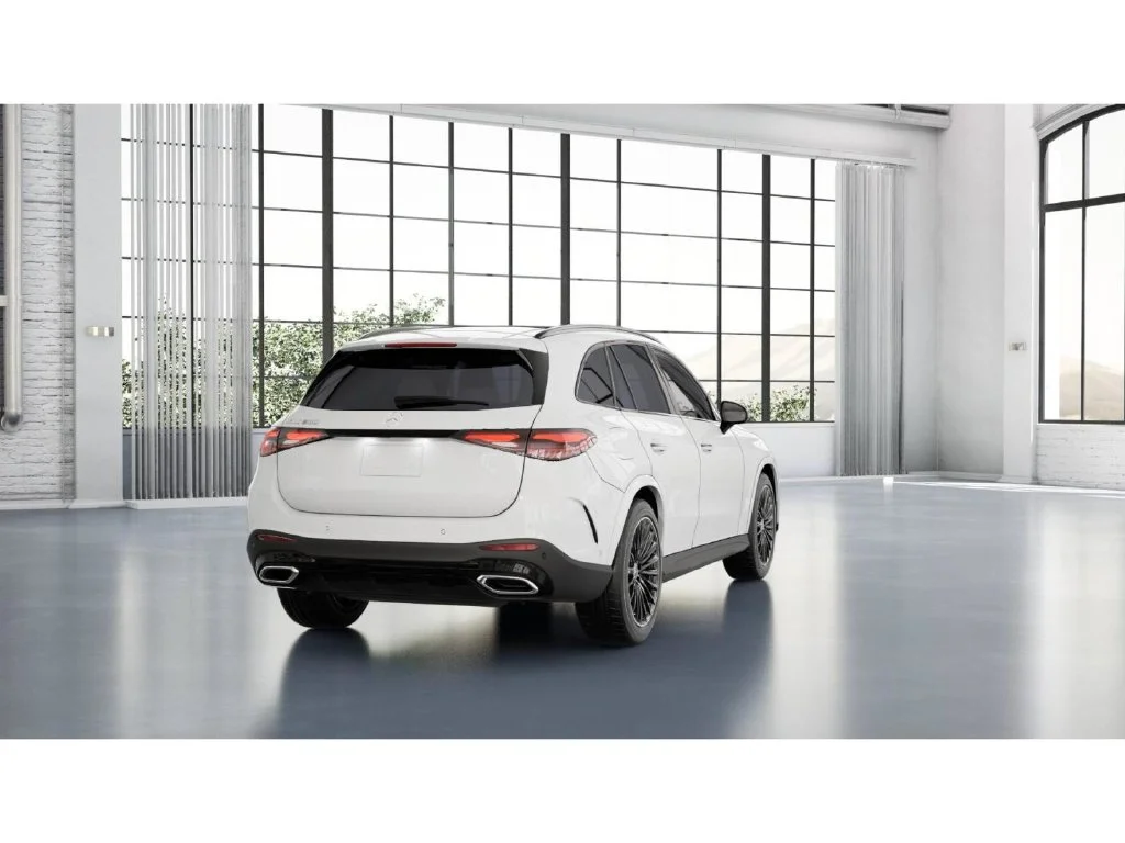 New 2027 White Mercedes-Benz GLC 300 image 23