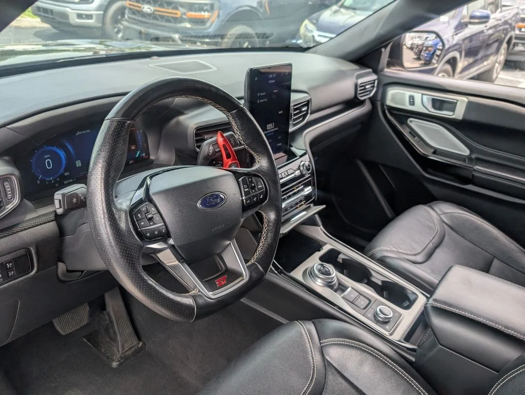 Used 2023 Agate Black Metallic Ford ST image 10