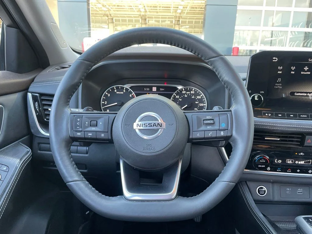Certified Used 2021 Orange Nissan SL image 15