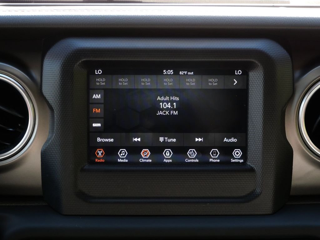 Used 2018 Orange Jeep Unlimited Rubicon image 16