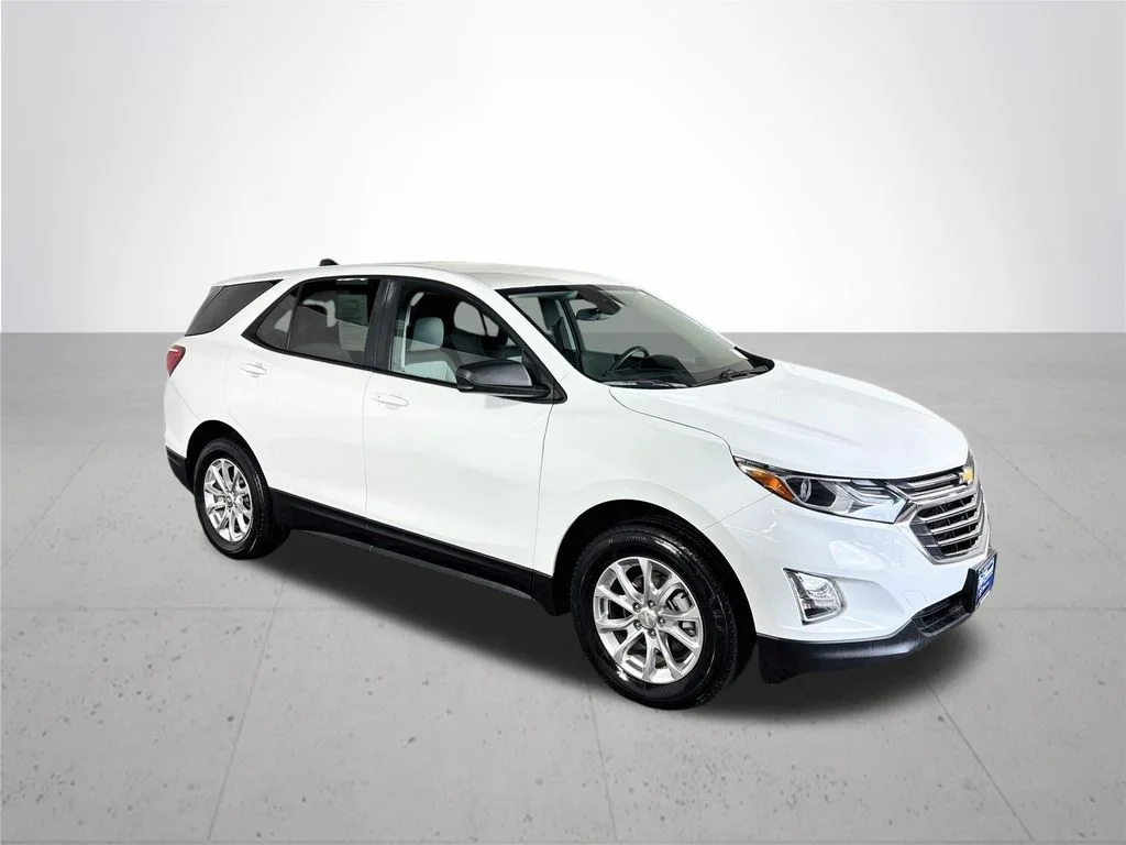 Used 2021 White Chevrolet LS image 4