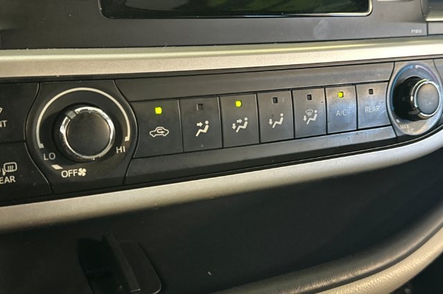 Certified Used 2019 Silver Toyota LE image 26