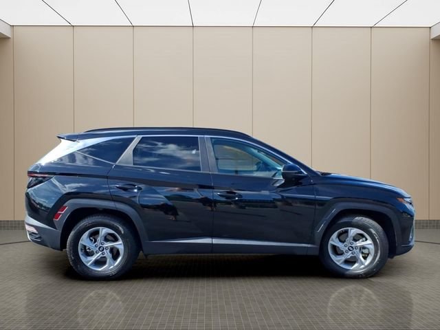 Used 2023 Black Hyundai SEL image 5