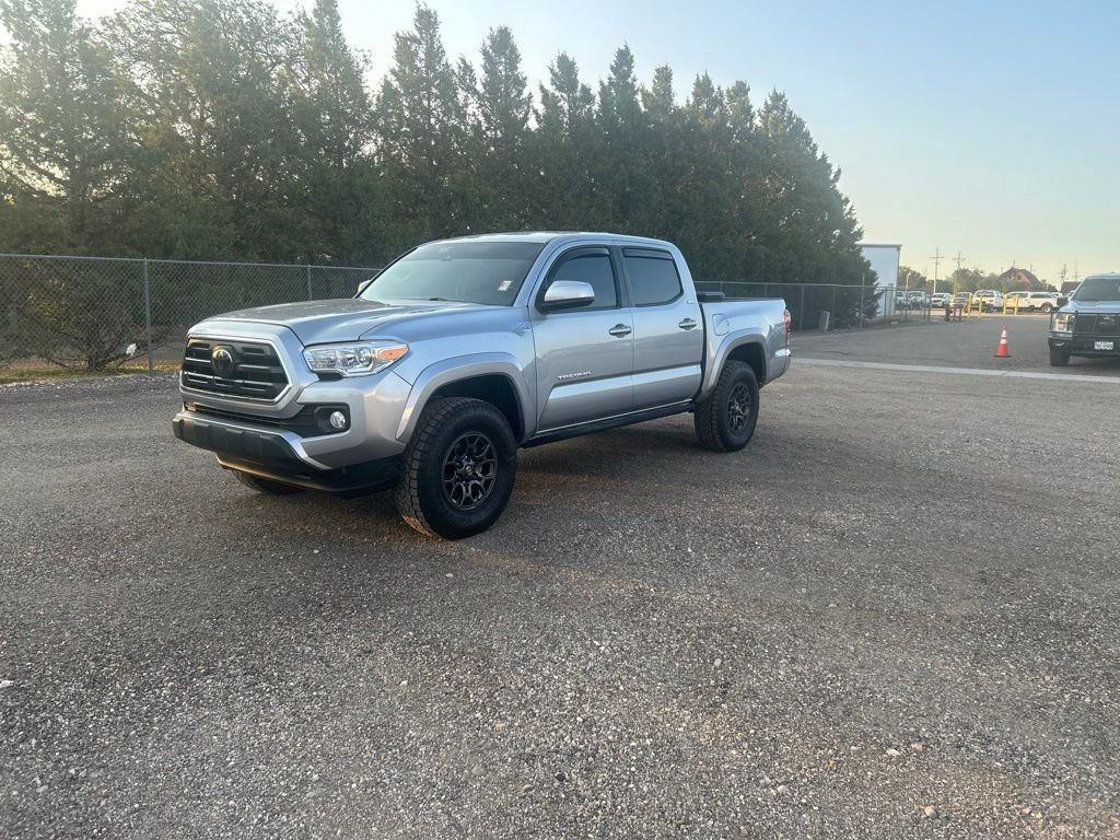 Used 2018 Silver Sky Metallic Toyota SR5 image 2