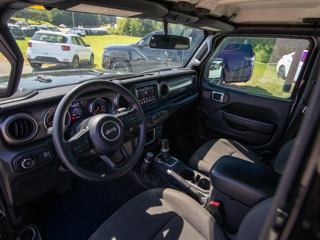 2023 Jeep Wrangler 4-Door Sport S - Photo 6