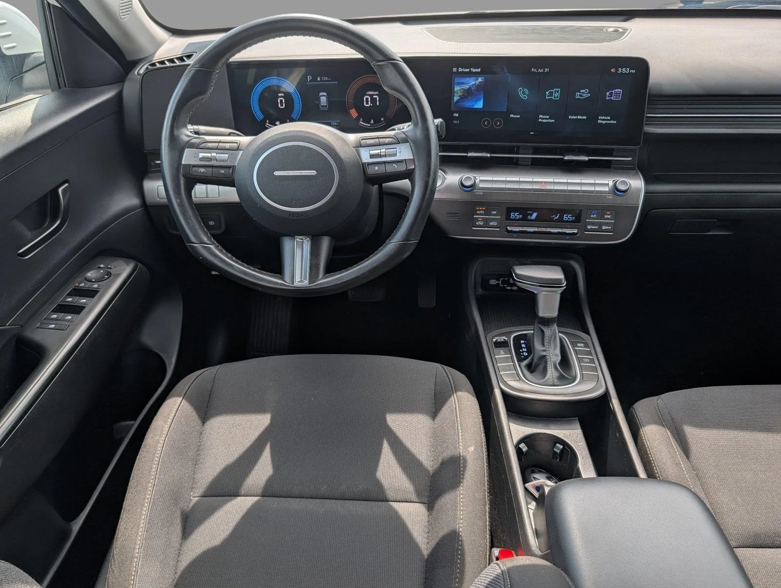 Used 2025 Atlas White Hyundai SEL image 28