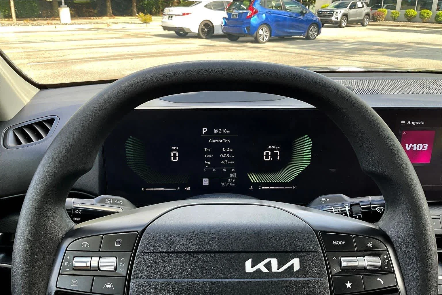 Used 2025 Aurora Black Pearl Kia LX image 25