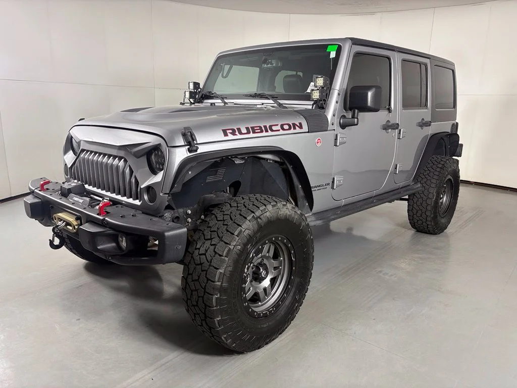 Used 2016 Silver Jeep Unlimited Rubicon image 4