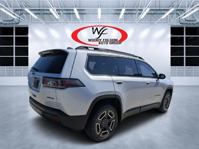 Used 2026 Silver Jeep Limited image 3