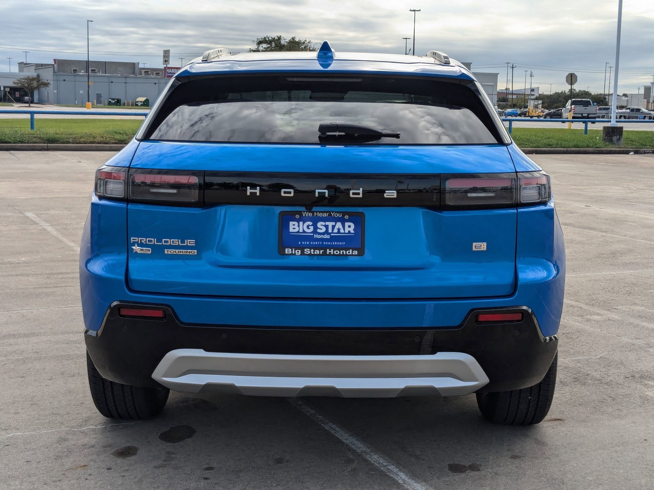 New 2026 Pacific Blue Metallic Honda Touring image 5