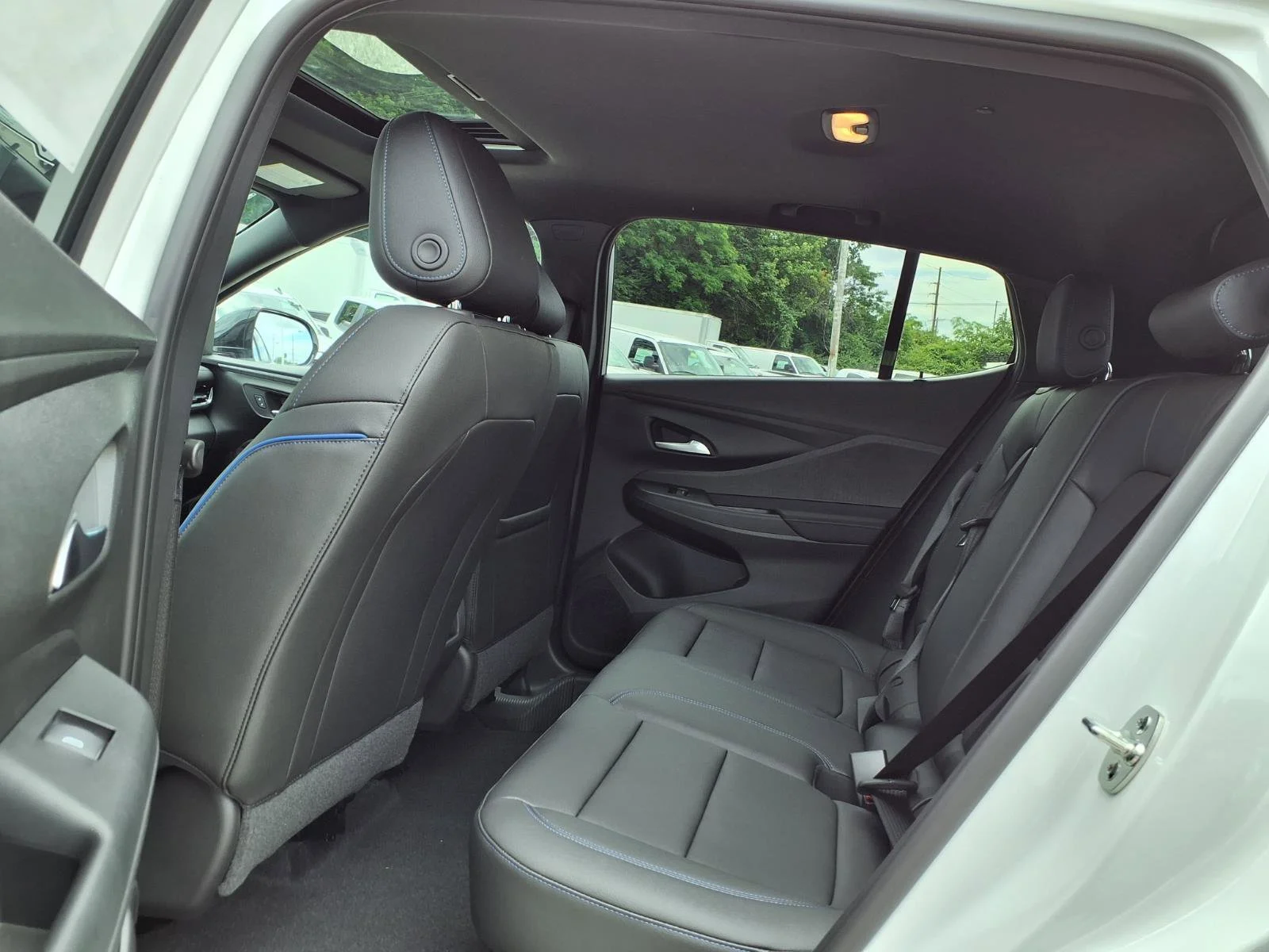 2026 Buick Envista Sport Touring - Photo 16