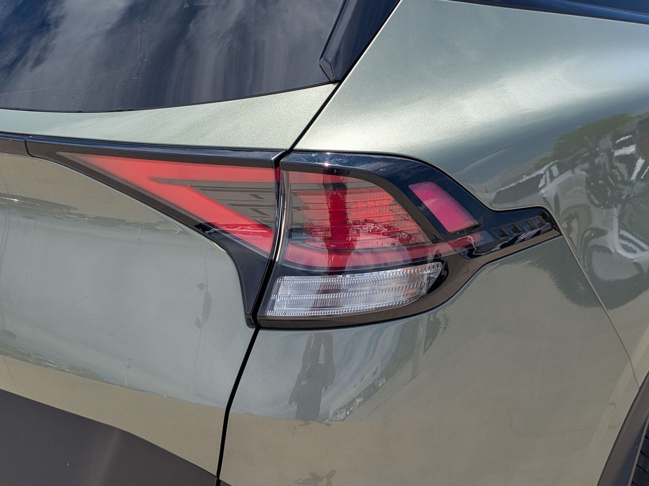 Certified Used 2025 Green Kia X-Pro image 11
