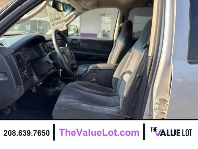 Used 2001  Dodge Sport image 18