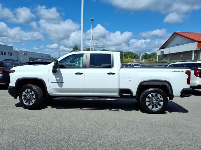 Used 2024 Summit White Chevrolet Custom image 2
