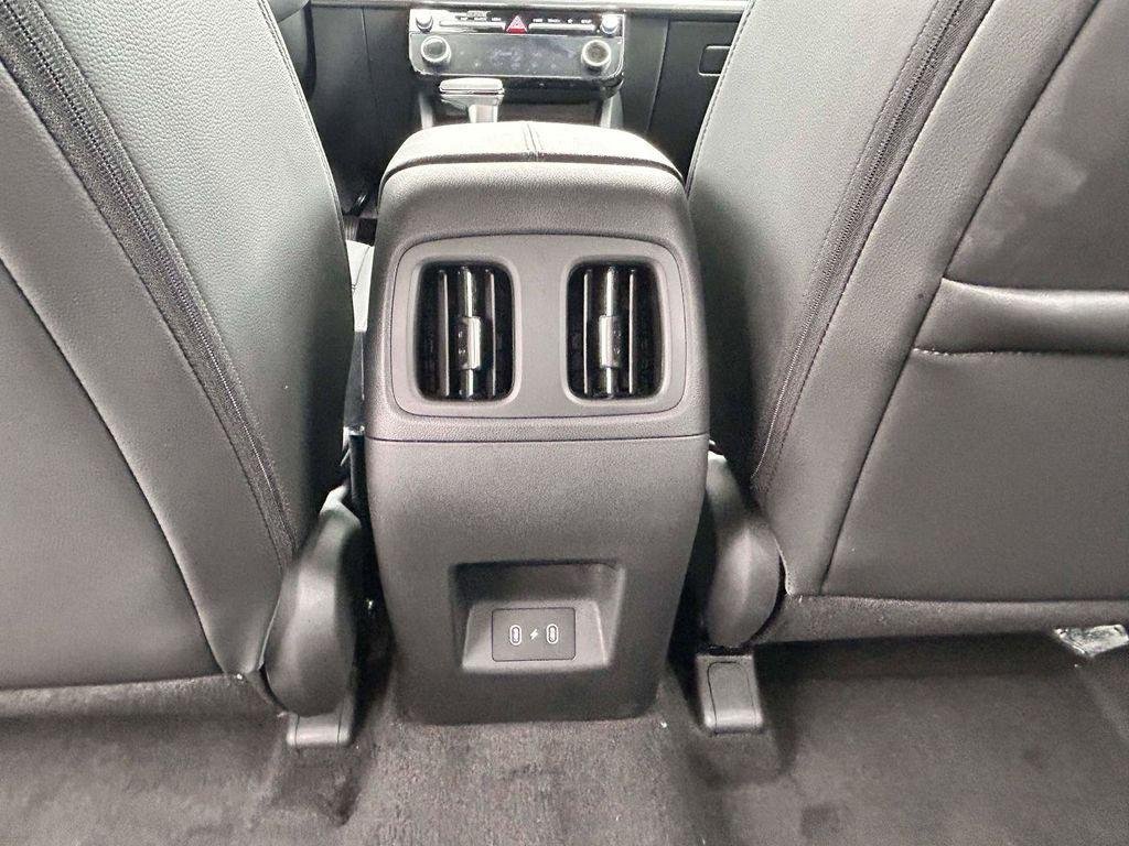 New 2026 White Hyundai SEL Plus FWD image 37