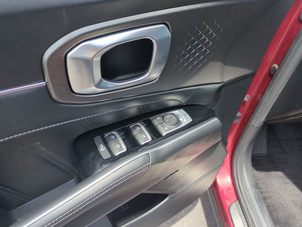 Used 2021 Red Kia SX-Prestige image 19