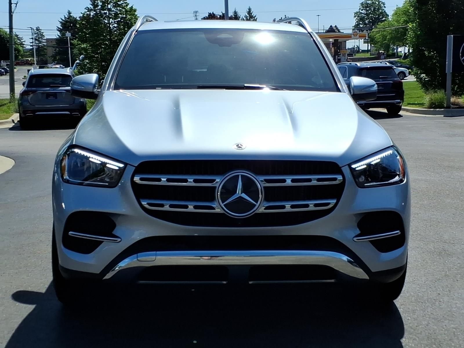 Certified Used 2025  Mercedes-Benz GLE 350 image 9