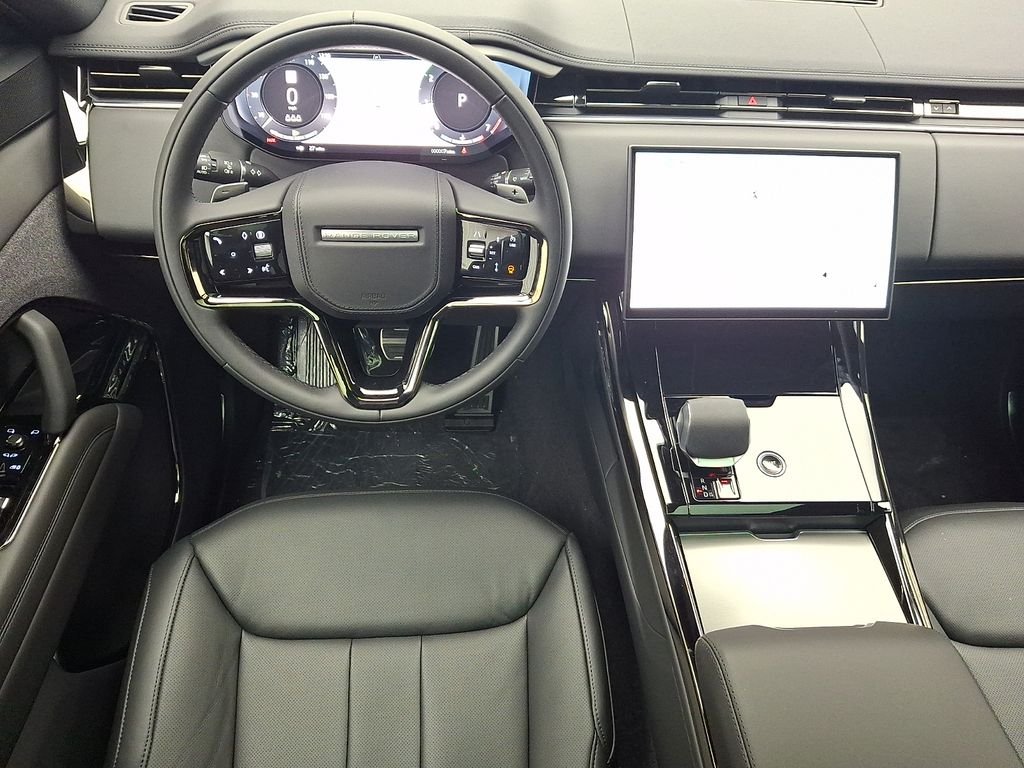 New 2026 Carpathian Grey Land Rover Dynamic SE image 8