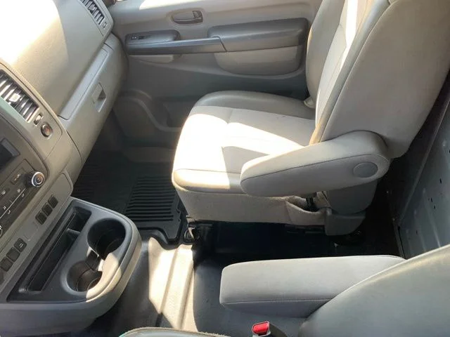 Used 2014 White Nissan S image 32