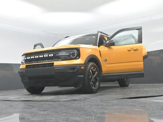 Certified Used 2022 Cyber Orange Metallic Tricoat Ford Outer Banks image 58