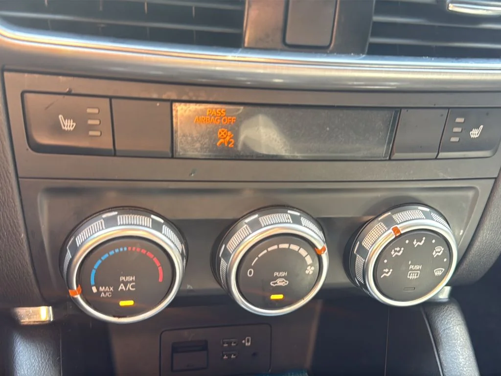 Used 2016 Silver Mazda Touring image 19