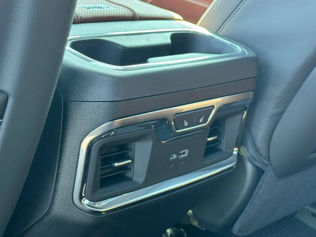 New 2026 DOWNPOUR METALLIC GMC Denali Ultimate image 27