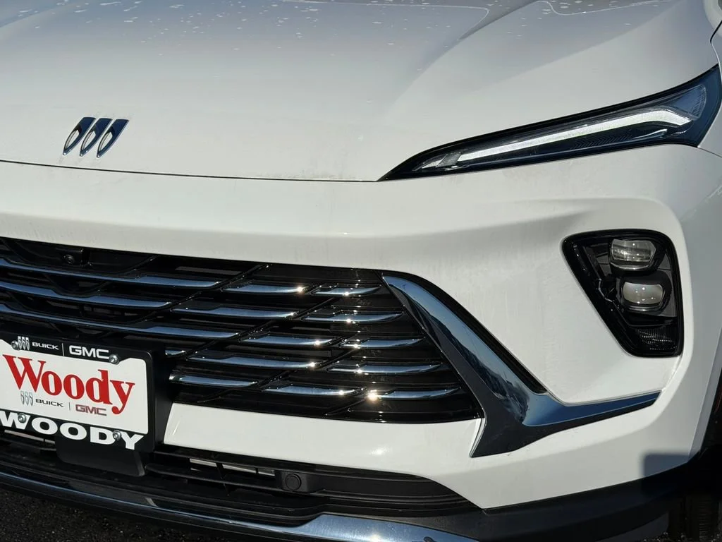 New 2026 Summit White Buick Preferred image 12