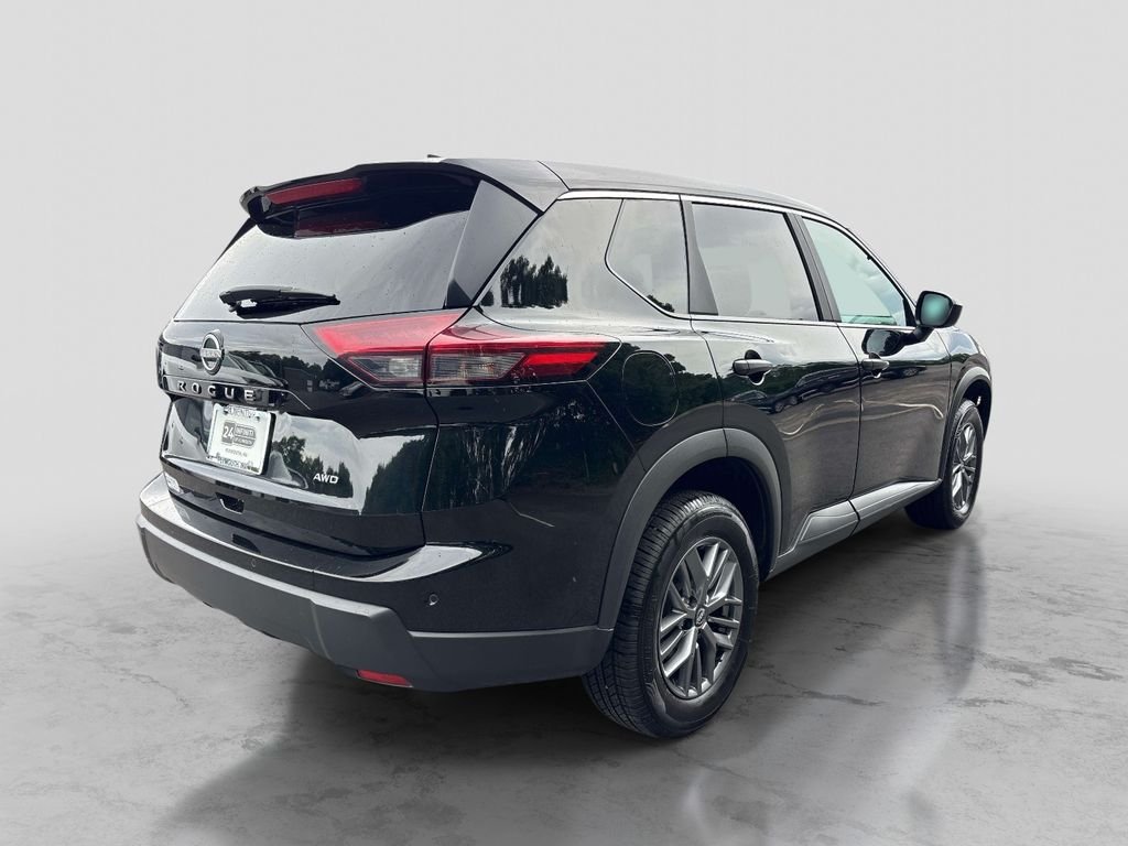 Used 2024 Black Nissan S image 5