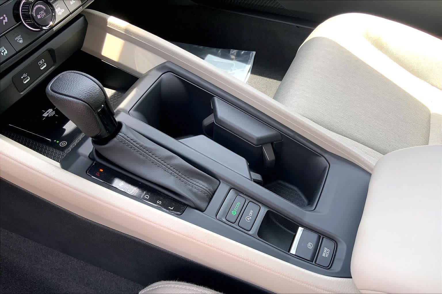 New 2026 Platinum White Pearl Honda SE image 7
