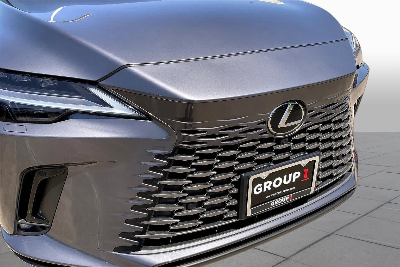 Used 2023 Nebula Gray Pearl Lexus Luxury image 27