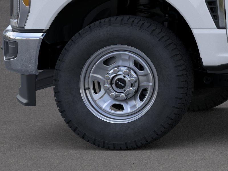 New 2026 Oxford White Ford F-350® XL image 19