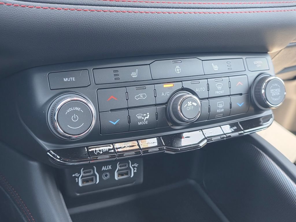 New 2026 Vapor Gray Exterior Paint Dodge GT image 19
