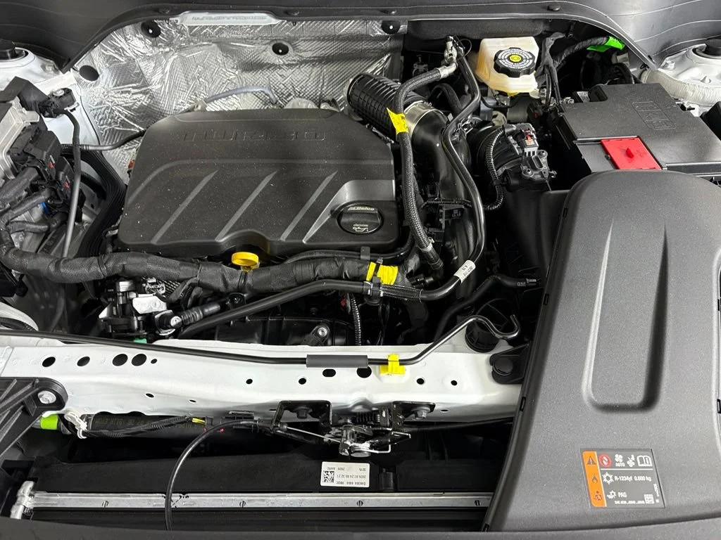 New 2026 Summit White Chevrolet 1RS image 43
