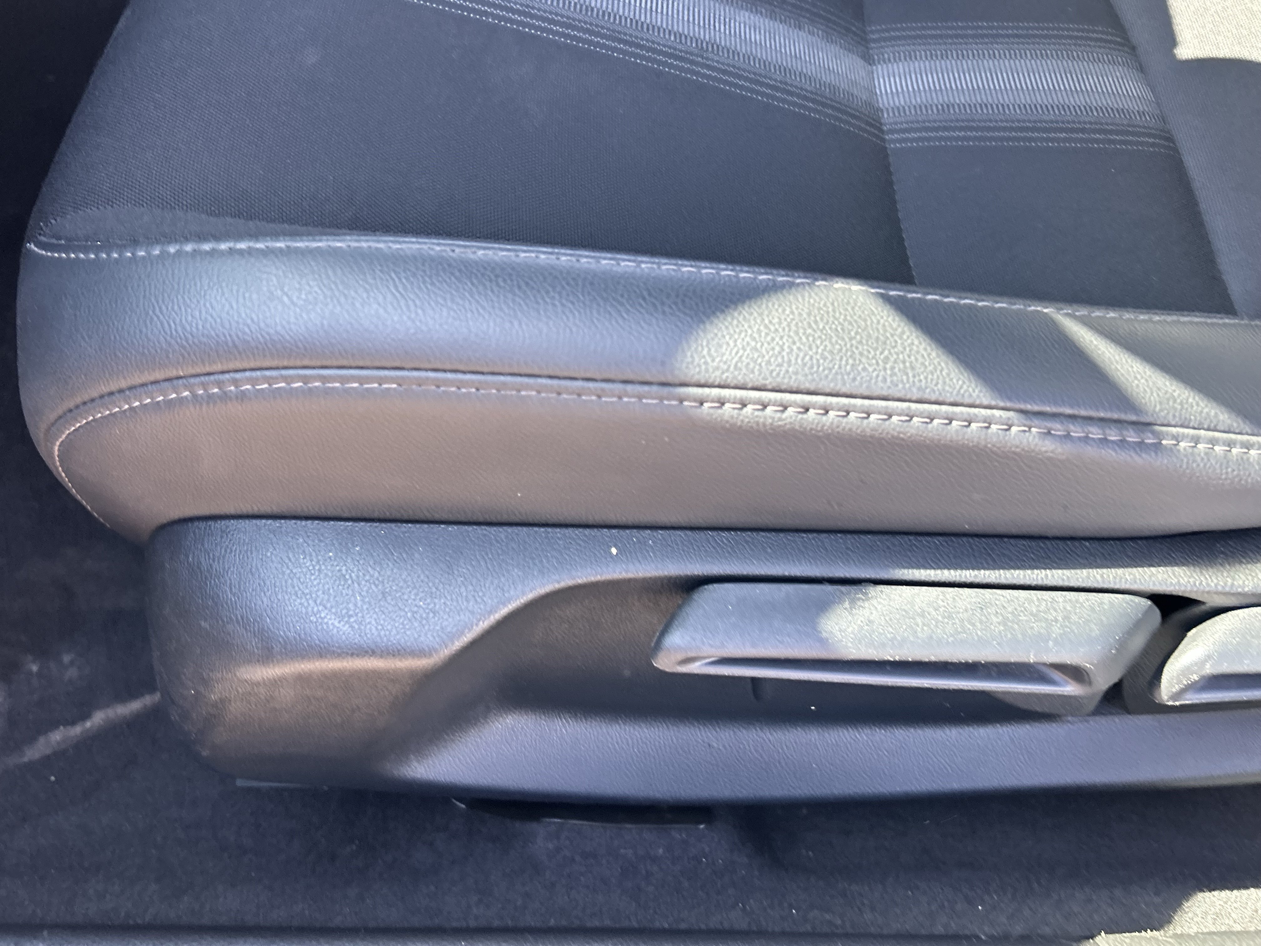 2024 Honda Civic Sport - Photo 14