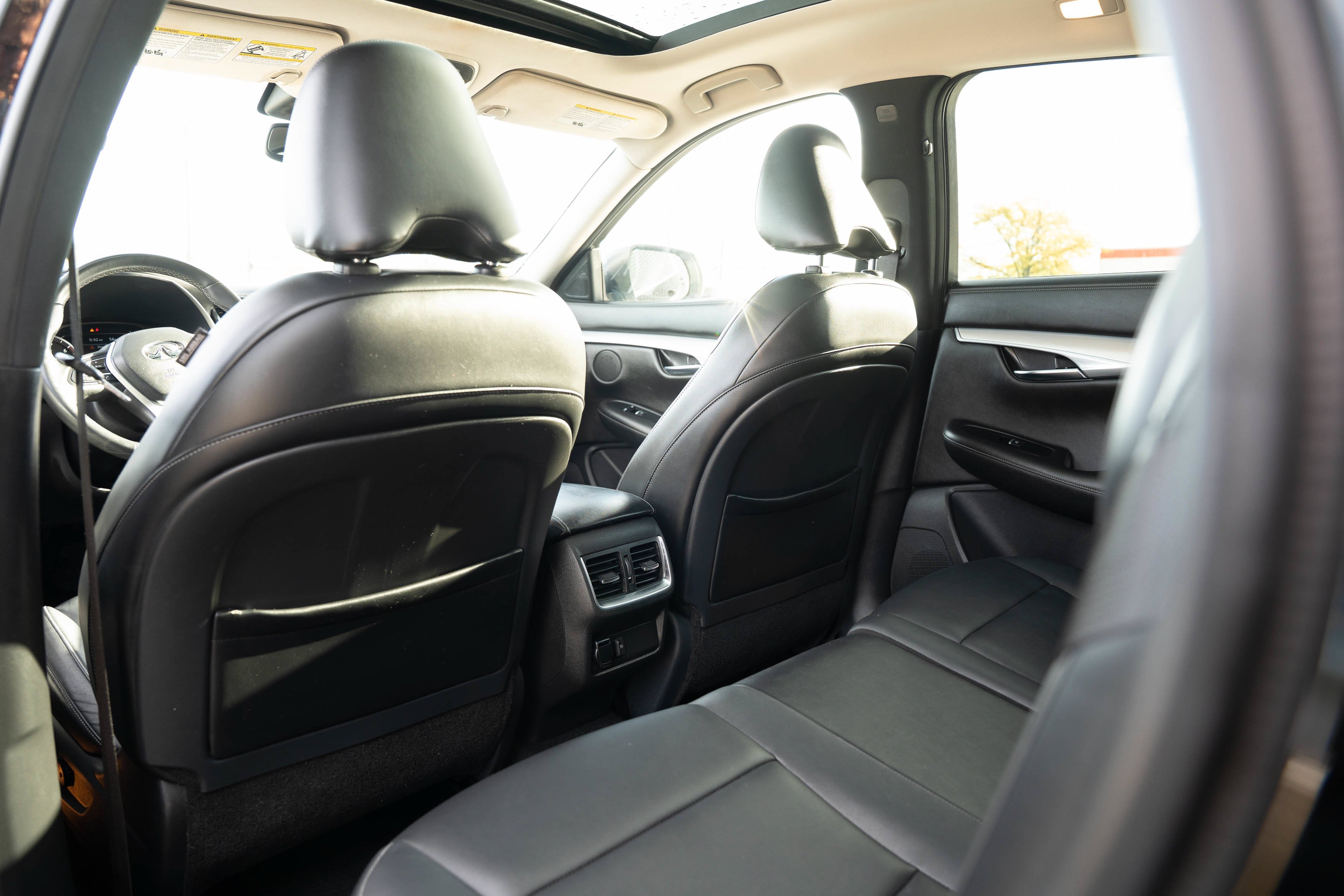 Used 2019 Black Obsidian INFINITI LUXE image 19