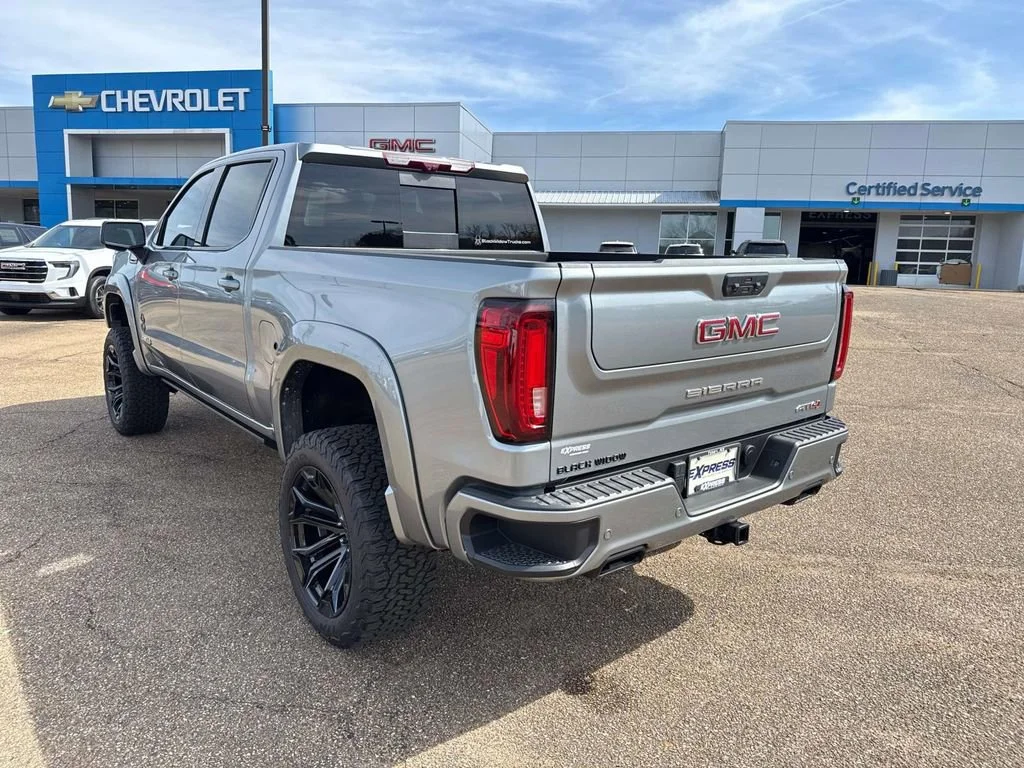 2025 GMC Sierra 1500 AT4 - Photo 12